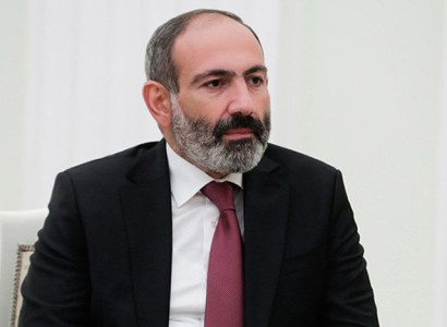 Armenia premier visits family of firefighter who died during fire near Vanadzor