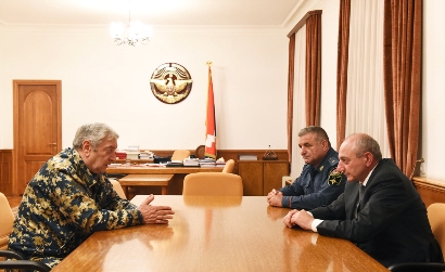 Karabakh President receives Armenia Emergency Situations Minister