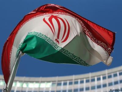 US imposes new sanctions on Iran