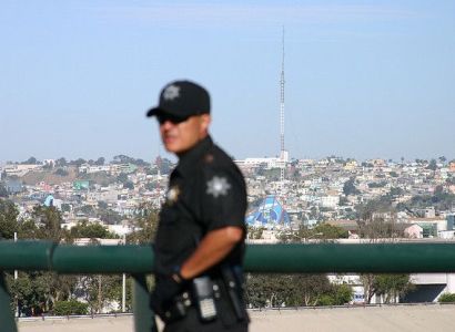 5 killed in Mexico car market shooting