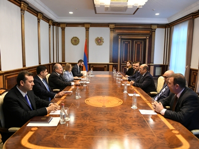 Armenia President receives board members of National Agenda Party