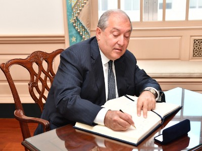 Armenia President appoints 4 new judges