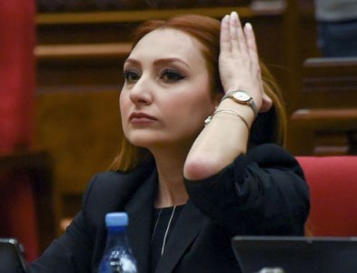 Newspaper: Meetings with very busy agenda are scheduled at US Congress, Senate