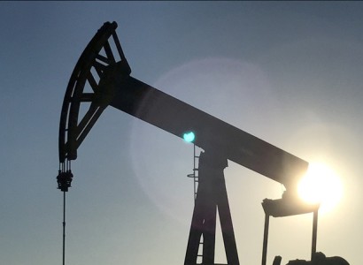 World oil prices going down