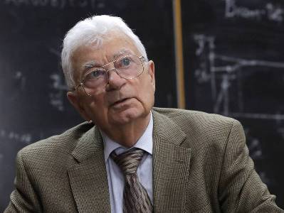 Юрию Оганесяну присудили Демидовскую премию за 2019 год
