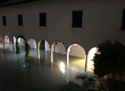 Armenian St. Lazarus Island in Venice partially under water (PHOTOS)