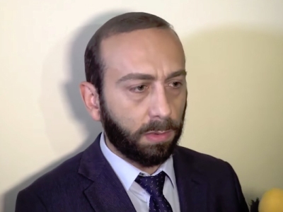 Զանգել են, հանդիպել են, հորդորել են այսինչ բանը չանել, թե չէ կլինի այնինչ բանը. ԱԺ նախագահը՝ սպառնալիքների մասին