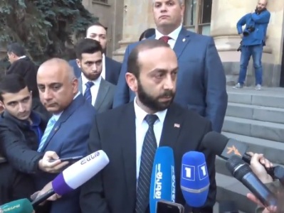 «Մարդիկ դասեր չեն քաղում».Արարատ Միրզոյանը՝ վարչապետի «պատերին ծեփելու» հայտարարությունների մասին