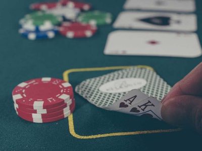 В Индии азартный игрок проиграл собственную жену на спор