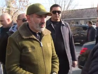 Armenia’s Pashinyan gets acquainted with Nor Hachn sports school renovation (VIDEO)