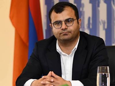 Press secretary: Not known yet whether mayor of Yerevan has accepted invitation to live debate