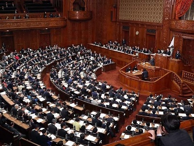 Japanese parliament ratifies trade deal with US