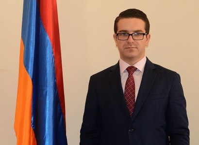 Armenian deputy minister subjected to drive in Armenia