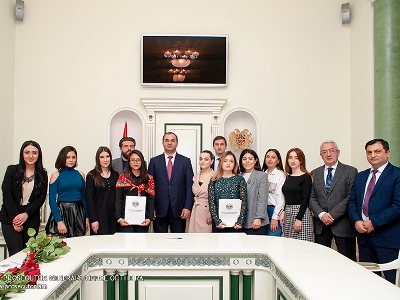 Արթուր Դավթյանը շնորհակալագրեր է հանձնել «Միասին ընդդեմ կոռուպցիայի» միջազգային մրցույթի հայ մրցանակակիրներին