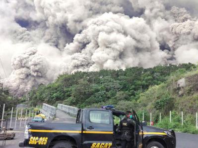 Volcano erupts in New Zealand