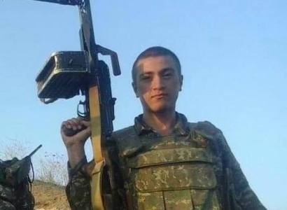Տորթի բաղադրատոմս է հարցրել, որպեսզի Արթուրի ծնունդը նշեն․ վիրավոր զինծառայողը դեպքից առաջ է խոսել ընտանիքի հետ (ֆոտո)