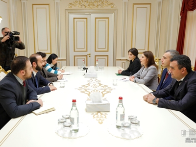 Armenia Parliament Speaker receives Corruption Prevention Commission members