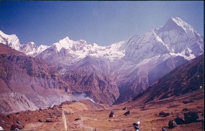 Bus crashes in Nepal, 14 pilgrims dead