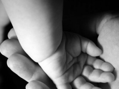 Gyumri mother dumps her 1-year-old daughter in trash can, baby dies