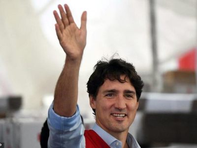 Trudeau urges US not to sign trade deal with China until release of Canadians arrested in Beijing