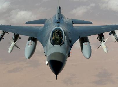 США оснастят 372 истребителя F-16 Fighting Falcon новейшими радиолокационными станциями