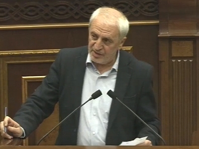 Экс-депутат: За последние двадцать лет число школьников и учителей в Армении сократилось вдвое