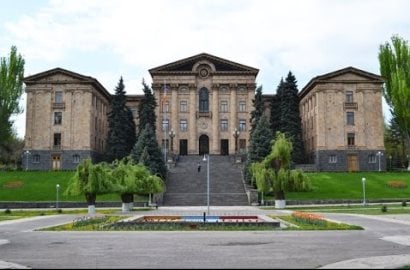 ԱԺ մի շարք պատգամավորներ պարգևատրվել են աշխատավարձի 100 տոկոսի չափով