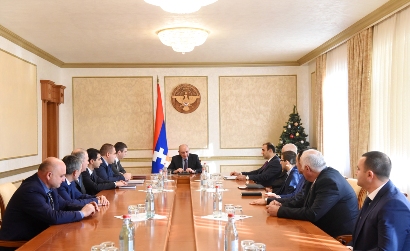 Karabakh President receives Artsakh Energo company representatives