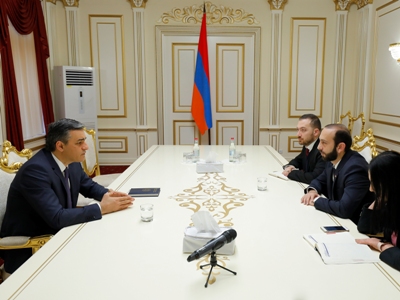 Armenian parliamentary speaker meets with Ombudsman