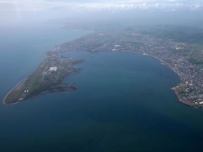 Philippines bans 2 US senators from entering the country