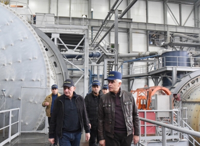 Բակո Սահակյանն այցելել է «Բեյզ Մեթըլս» ընկերության Կաշենի լեռնահանքային համալիր