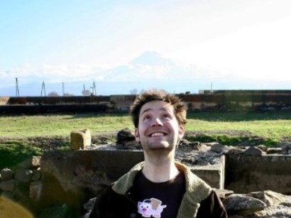 Alexis Ohanian posts photograph adjacent to backcloth of arrange Ararat