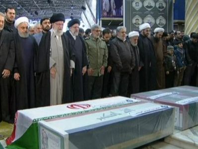 Tehran holds funeral of commander, daughter warns US it faces "dark day" (PHOTO)