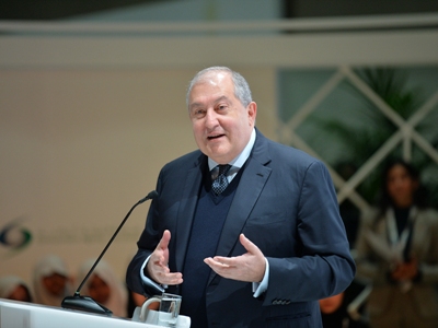 «Գուցե լինեմ առաջին նախագահը, ով կթռչի տիեզերք». Արմեն Սարգսյանը՝ Աբու Դաբիում