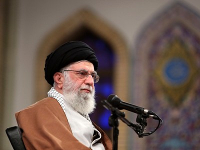 Khamenei: American clowns claim they are standing behind Iranians but they all lie