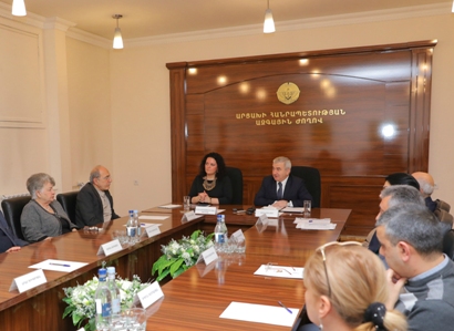 Artsakh Parliament hosts discussion devoted to 30th anniversary of Baku pogroms