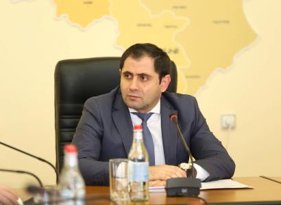 Պապիկյանը ներկայացրել է Այս տարի վերանորոգման ենթակա 502 կմ ավտոճանապարհների մի մասի քարտեզագրված պատկերը