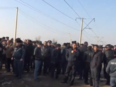 Protesting livestock farmers continue demonstration in Armenia’s Armavir
