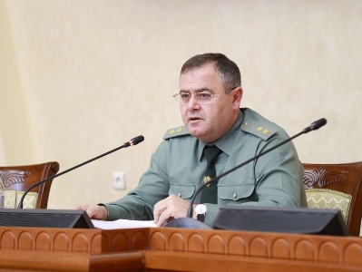 Начальник Генштаба ВС Армении встретился с представителями компаний-поставщиков