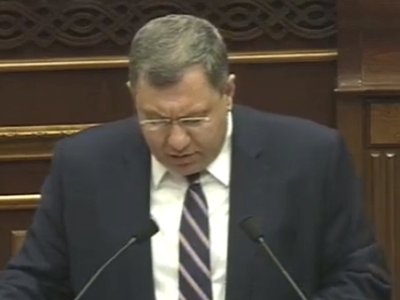Իշխանությունները փաստորեն արգելում են արժութային-դիլերական բրոքերային գործունեությունը