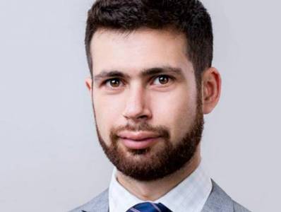 «Ընտանիքի անդամների թիրախավորումն ու նման կեղտոտ գործիքակազմը չի կարող մեզանում տեղ ունենալ». Վահան Կոստանյան