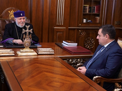 His Holiness Karekin II receives Armenia Supreme Judicial Council chairman