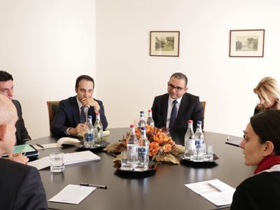 Armenia economy minister receives German Ambassador and Berlin Economics director