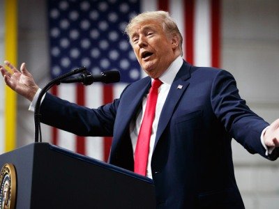 Donald Trump wins the Republican Iowa caucus by 97.1%