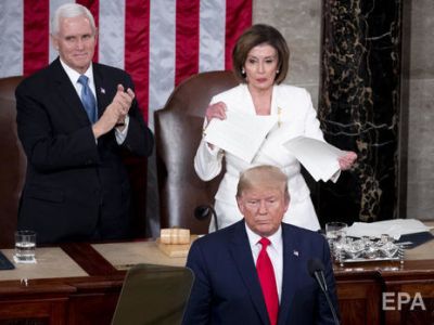 US House speaker rips up Trump's speech