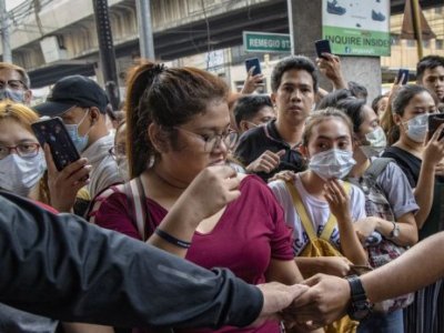 Chinese MFA urges not to believe coronavirus rumors