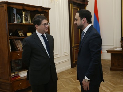 Ավինյանը ՎԶԵԲ փոխնախագահի հետ քննարկել է ավելի քան 1,4 մլրդ եվրոյի ներդրումային փաթեթ ու 180 ծրագրեր