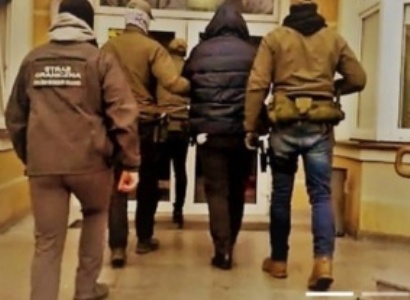 Azerbaijanis, Ukrainians detained in Poland