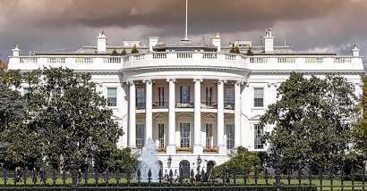 Man arrested nearby White House for threatening to kill Trump