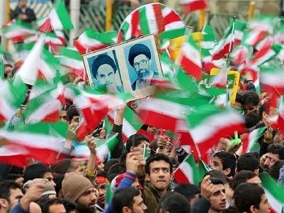Archbishop Sepuh Sargsyan: Iranian-Armenians support Islamic Revolution